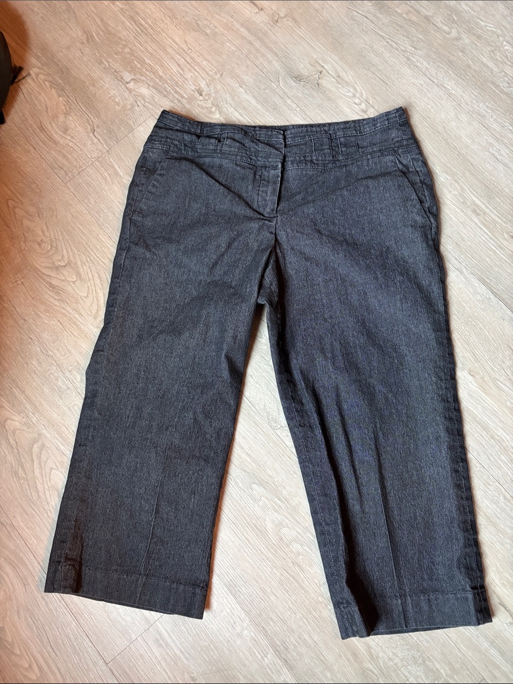Sandro Dark Gray Cropped Dress Pants